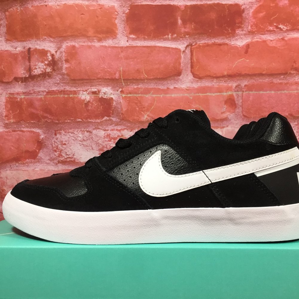 NIKE SB DELTA FORCE VULC BLACK WHITE ANTHRACITE